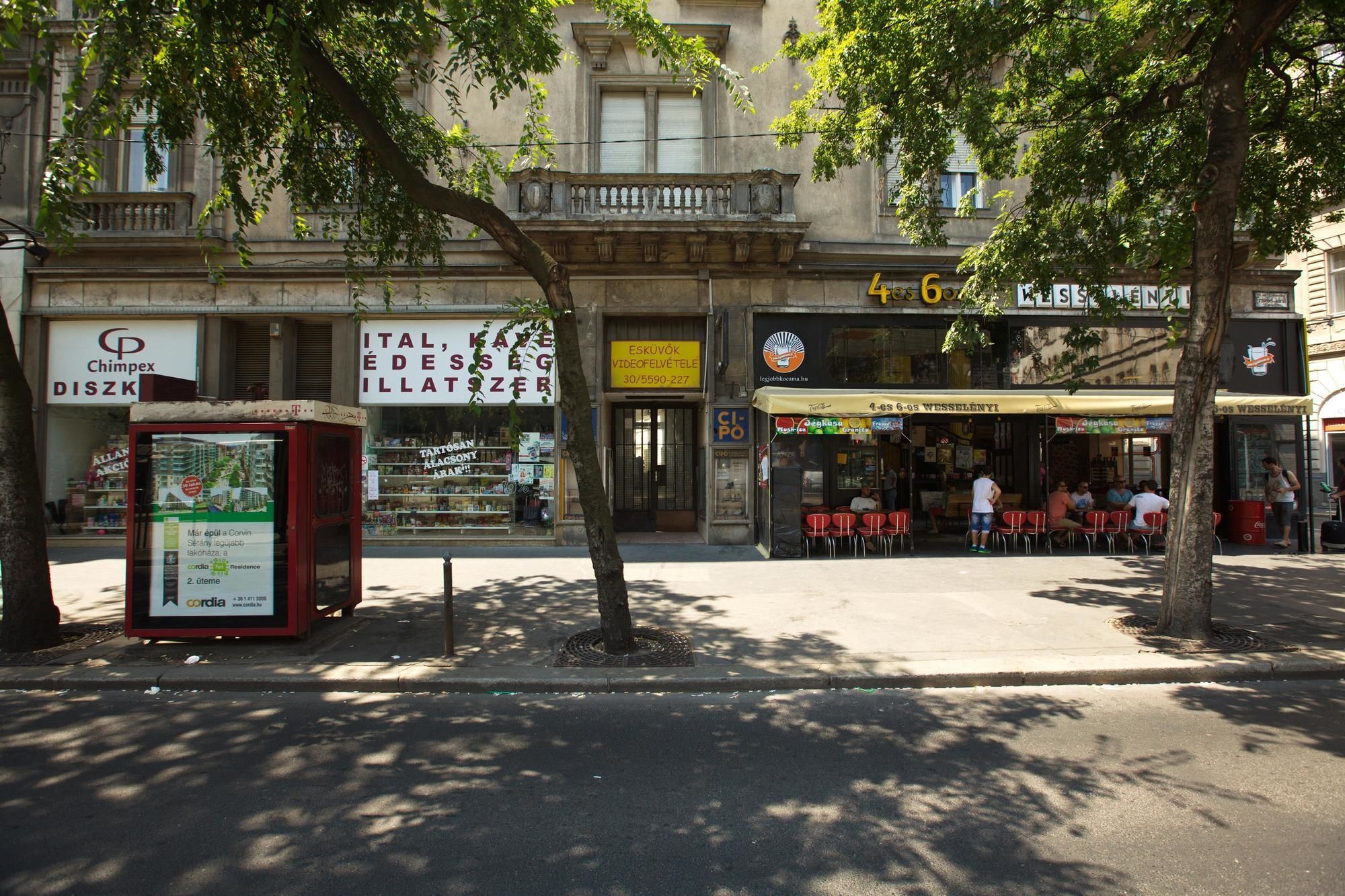 Westend Minihotel Budapest Exterior photo